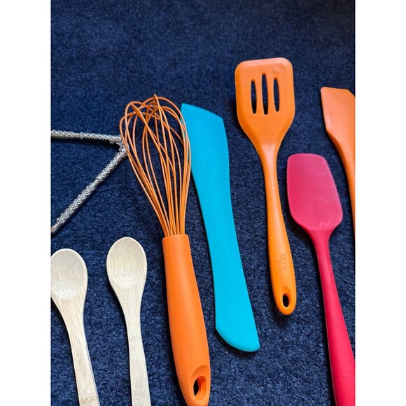 Kitchen utensils - Picture 6 of 8